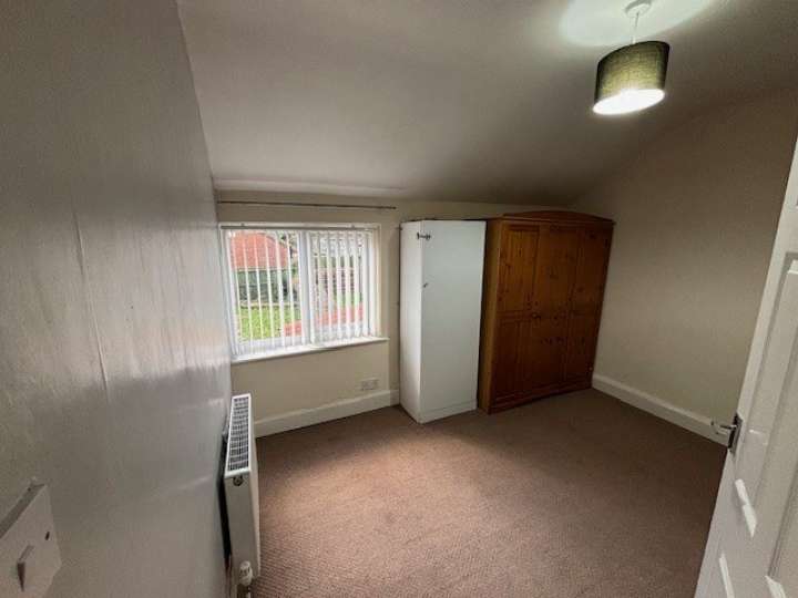 115 PARKSIDE ROAD, BEBINGTON Smith and Sons (enGB)